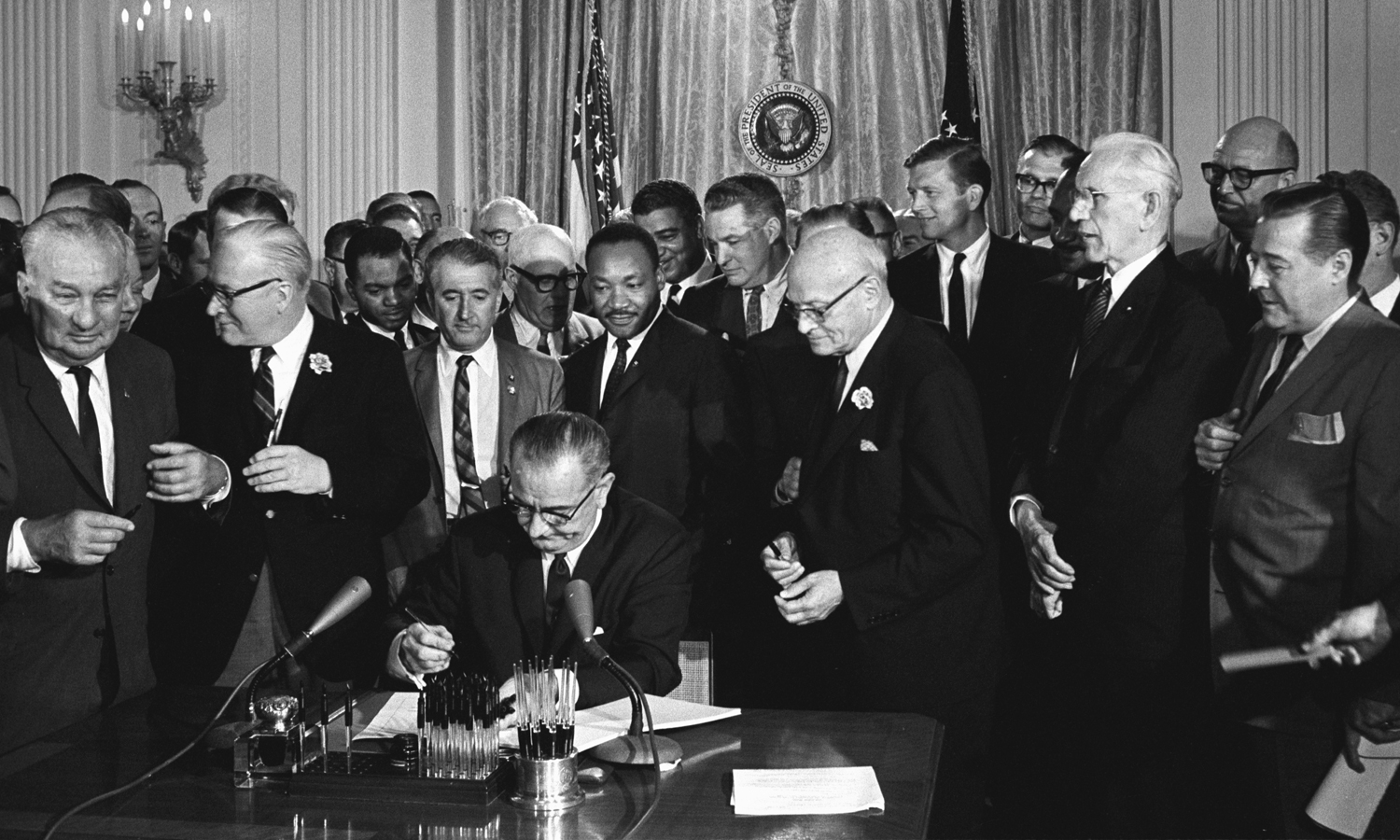 LBJ Library photo by Cecil Stoughton, 276-10-WH64