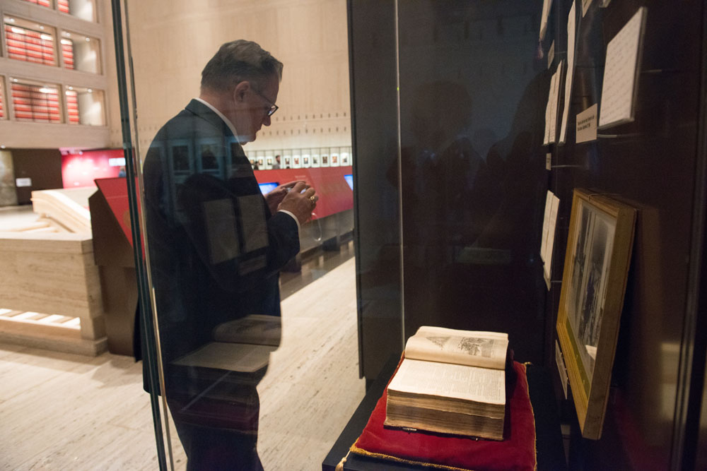 LBJ Library photo #DIG13559-003 by Lauren Gerson.