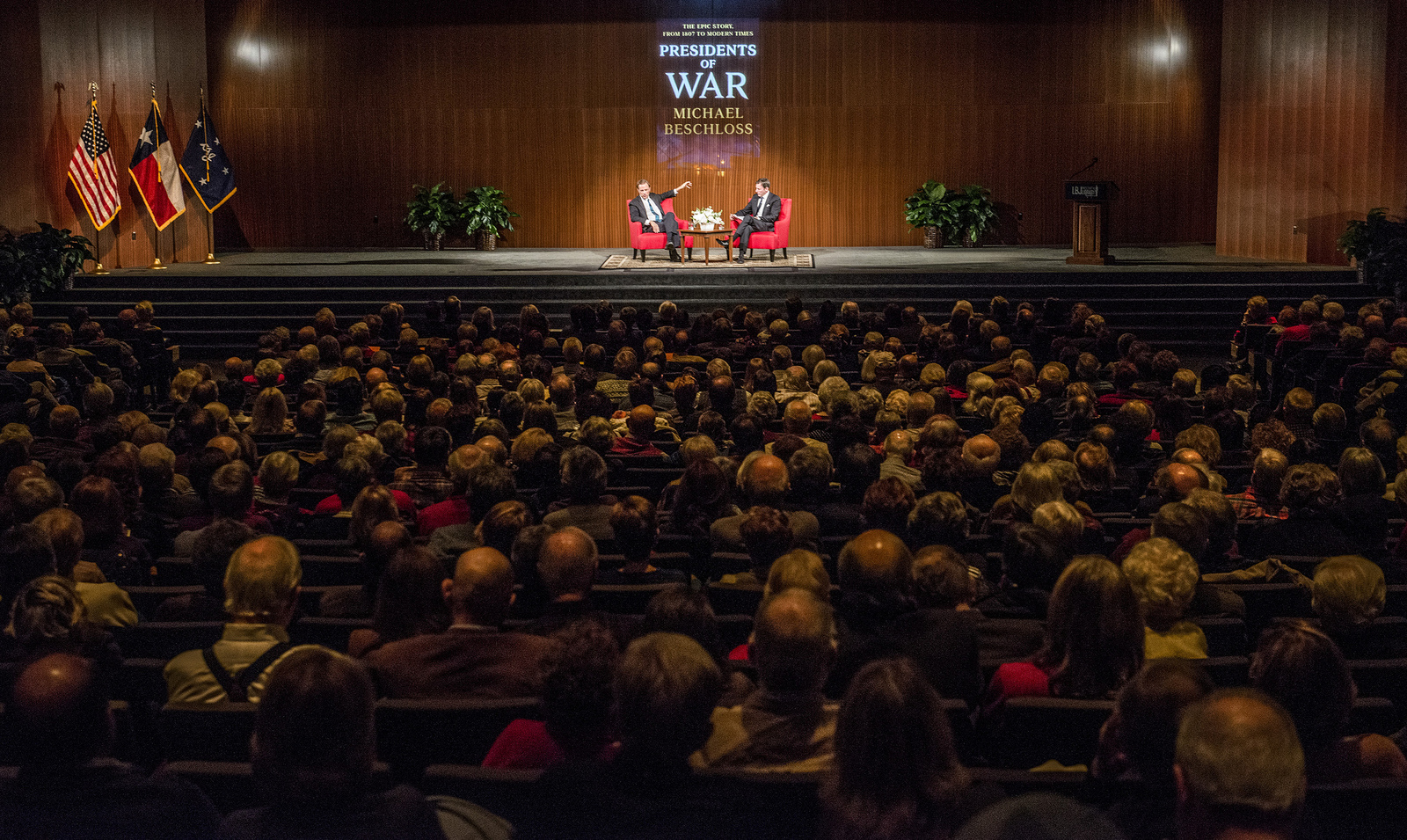 LBJ Library photo by Jay Godwin #DIG14420-011.
